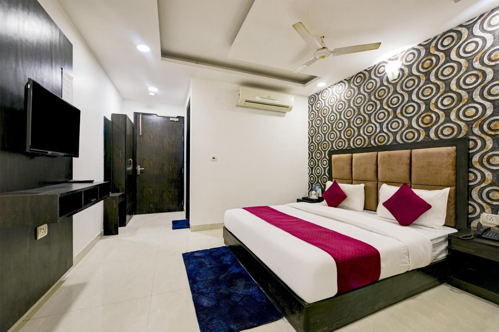 The Atlantes Suite Near Delhi Airport Neu-Delhi Exterior foto