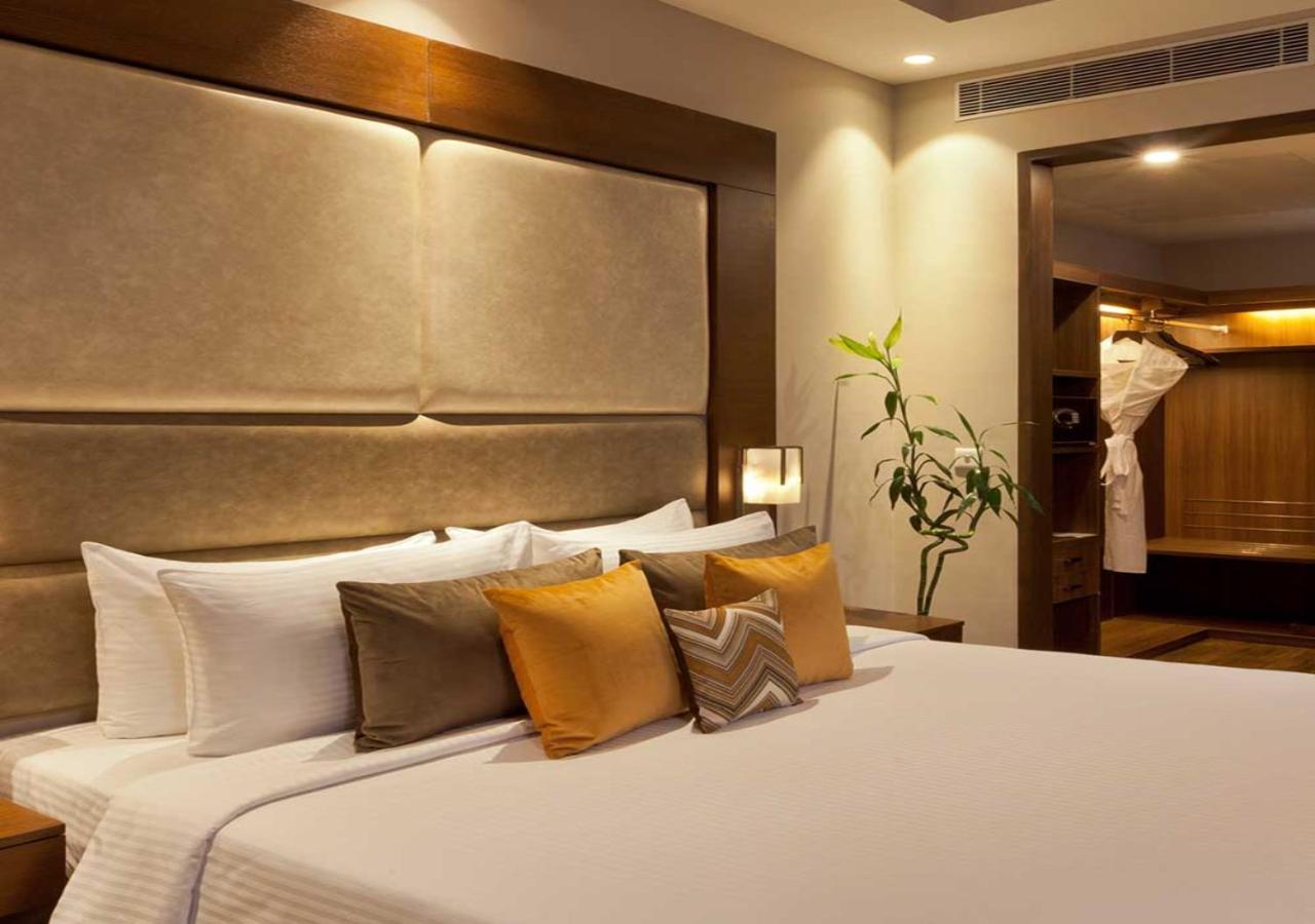 The Atlantes Suite Near Delhi Airport Neu-Delhi Exterior foto