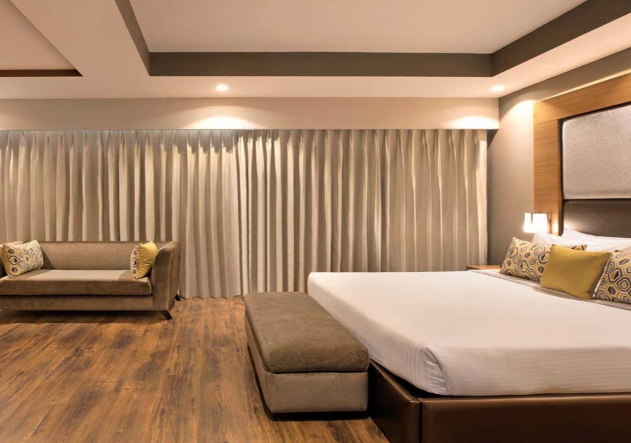 The Atlantes Suite Near Delhi Airport Neu-Delhi Exterior foto